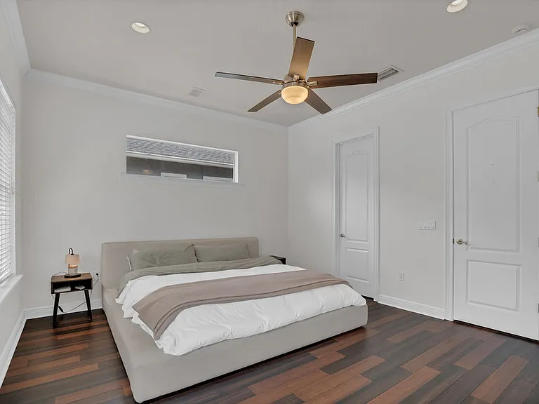 11 N Forest Ave #3 — Photo 14