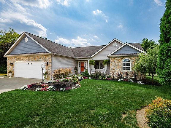 4th image of 180 Monebrake Dr