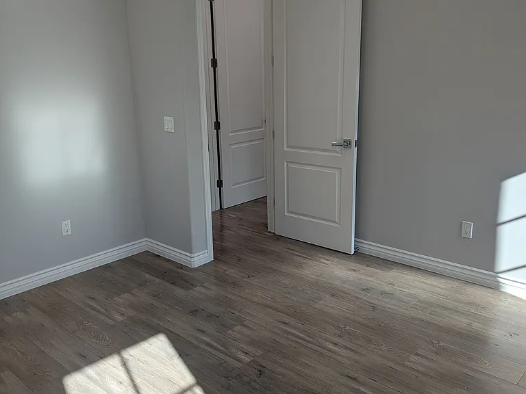5741 Alessandro Ave — Photo 12