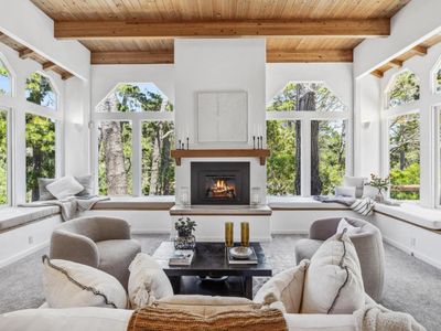 25265 Arriba Del Mundo Dr, Carmel, CA, 93923