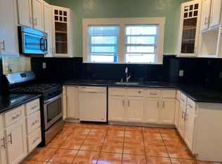 1706 8th St, Oakland, CA 94607