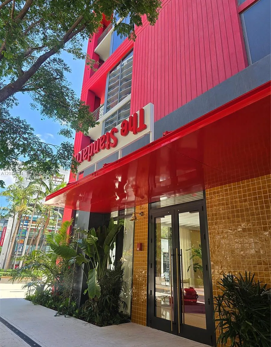 1 bed, 2.0 bath, $6,500 — Photo 2