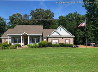 4086 Misty Oaks Ln, Nesbit, MS 38651