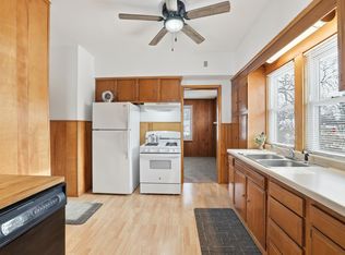 1443 Hazelwood St, Saint Paul, MN 55106