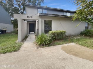 5630 Greatpine Ln N, Jacksonville, FL 32244