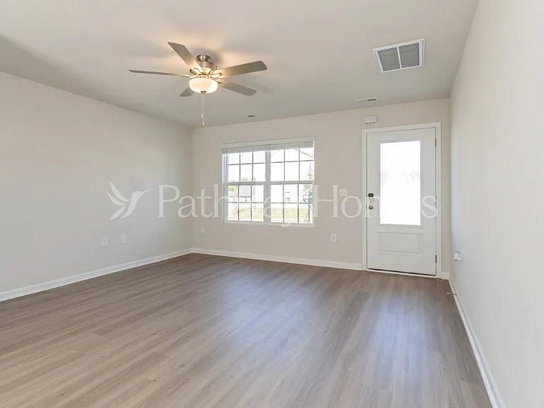 6248 Lowe Ln — Photo 5