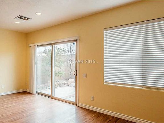 5th image of 8973 Castledowns St