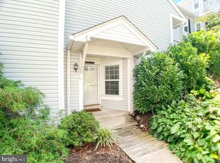 2911 S Woodley St #B-2, Arlington, VA 22206