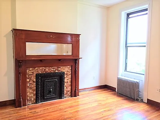 Rented by R New York | media 19