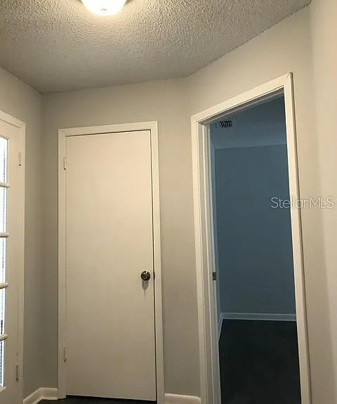 11141 Essex Ridge Ct — Photo 6