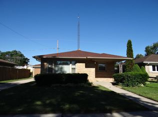 1918 Mars Ave, Racine, WI 53404