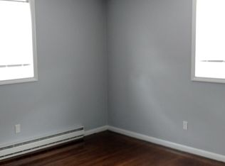 137 Oakland St APT 3, Malden, MA 02148