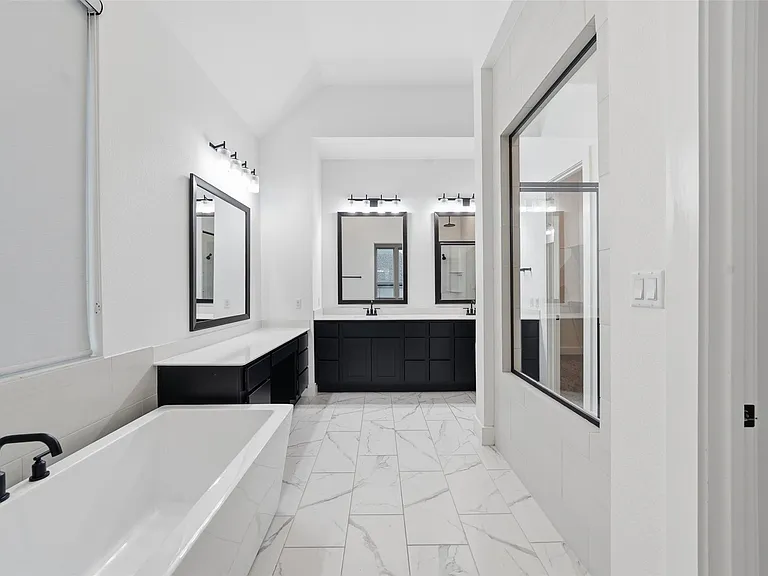1220 Calendula Trl — Photo 21