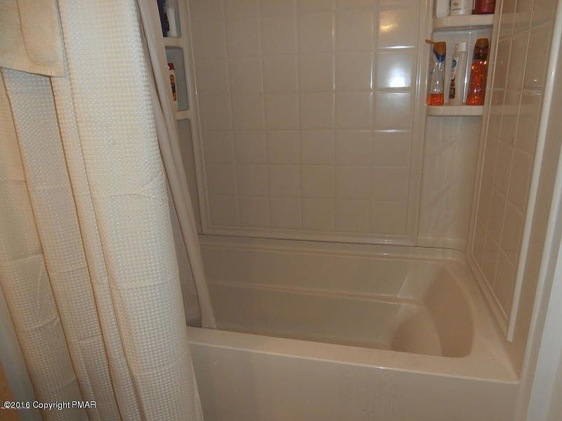 2nd image of 308 Leaf St