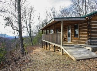 2416 Bobs Pass, Sevierville, TN 37876