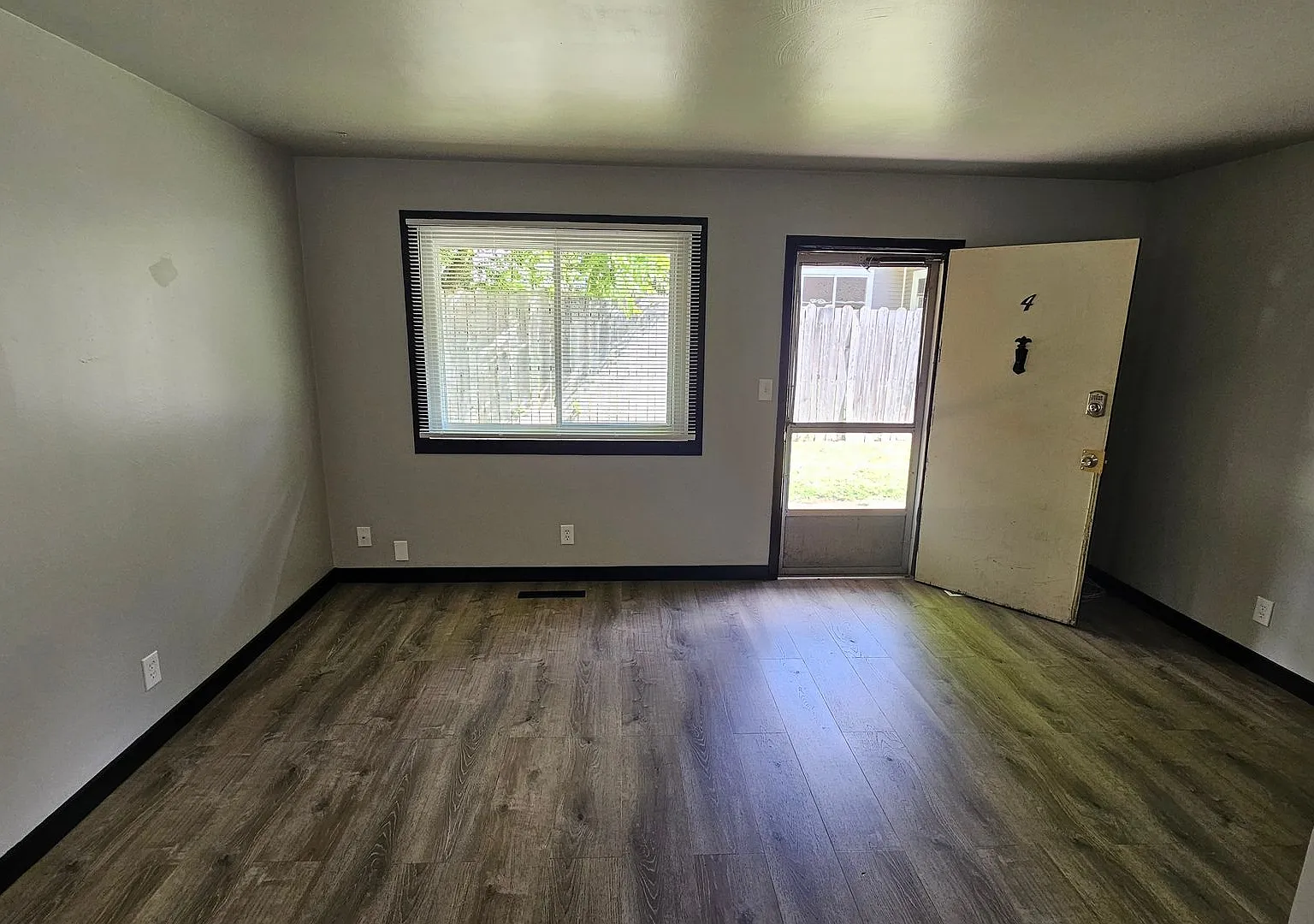 126 Poplar St — Photo 1