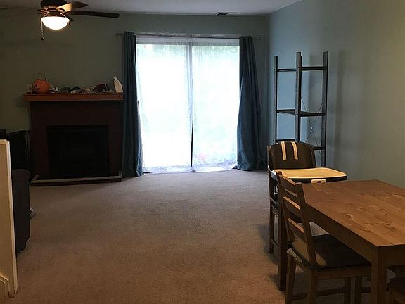 3rd image of 4483 Yorktown Pl #4483