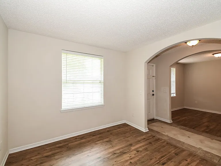 12710 Dunns View Dr — Photo 6