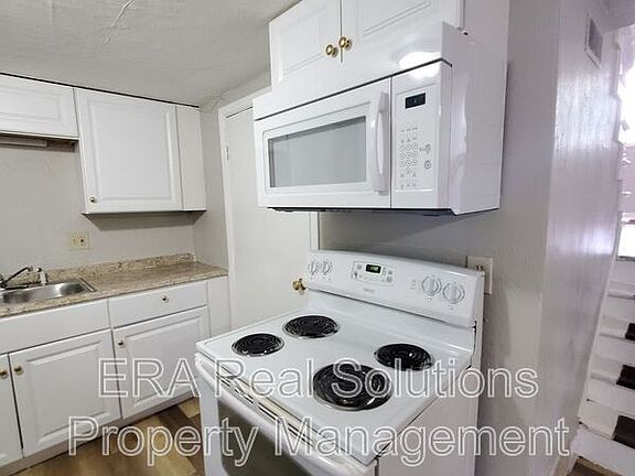 4th image of 1902 Hamilton Ave