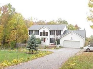 12493 Fenstermaker Rd, Garrettsville, OH 44231