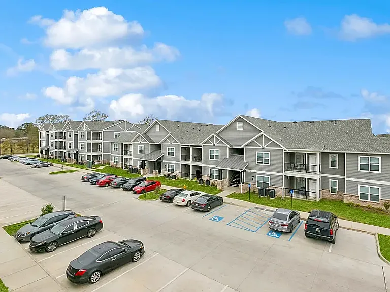 Sherwood Oaks — Photo 16