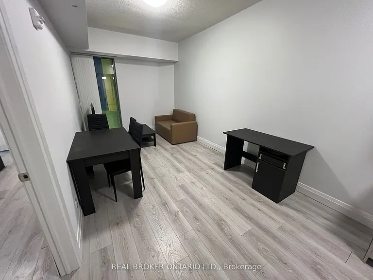 652 Princess St E #241 — Photo 5