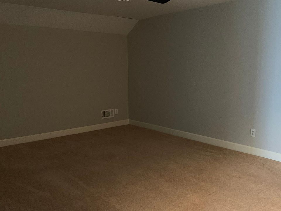 Upstairs bonus room