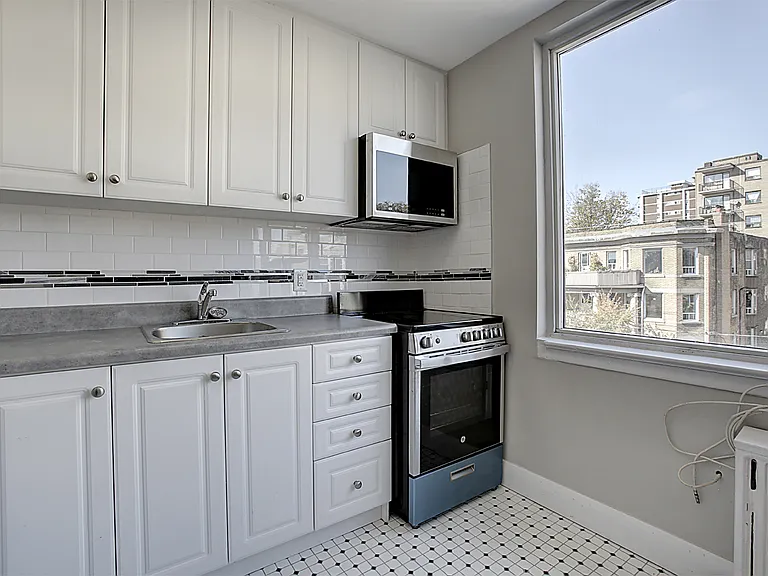 146 Jameson Ave #140 — Photo 11