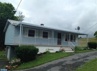 1362 Krumsville Rd, Lenhartsville, PA 19534