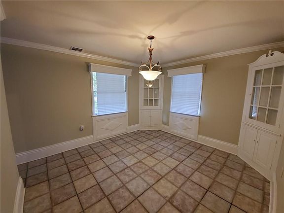 5th image of 108 Berkley Dr