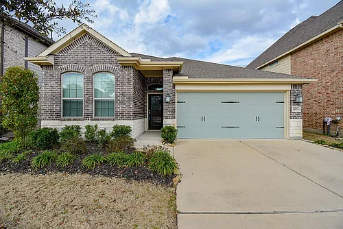 24134 Leonforte Dr Photo 1