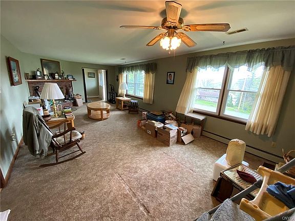 4th image of 1383 Riverbend Dr