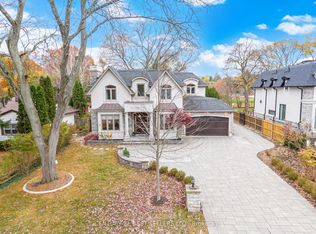 898 Parkland Ave, Mississauga, ON L5H3H1