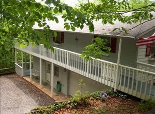 334 Quail Ridge Rd, Franklin, NC 28734