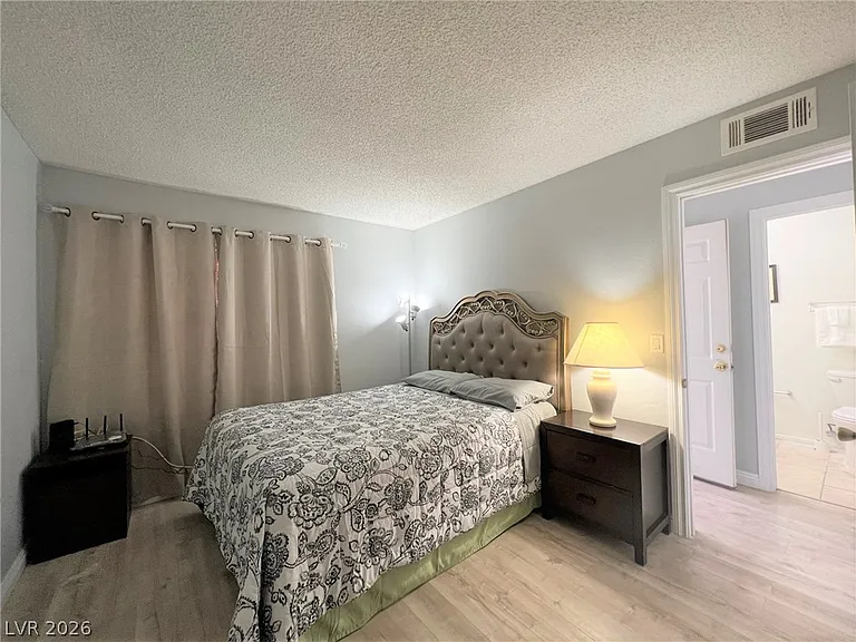 4761 Torrence Dr — Photo 18