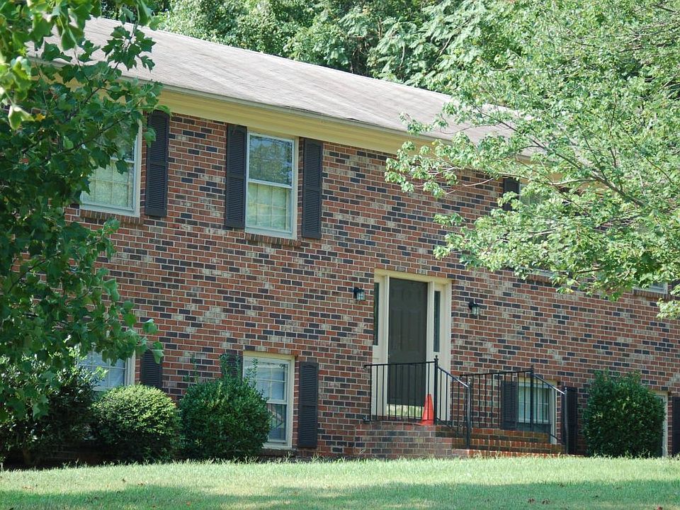 1st image of 134 Poplar Terrace Dr
