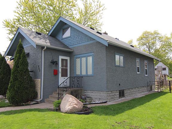 5th image of 868 Concordia Ave