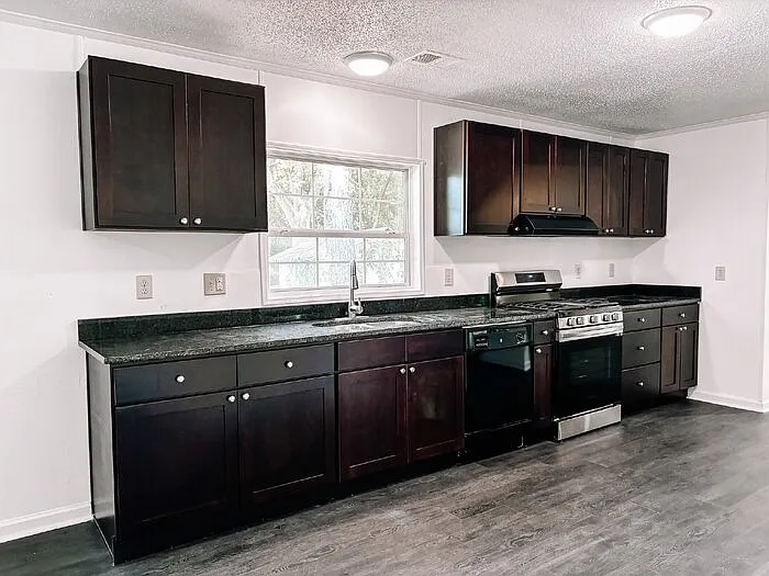 1030 Greenhill Rd — Photo 22