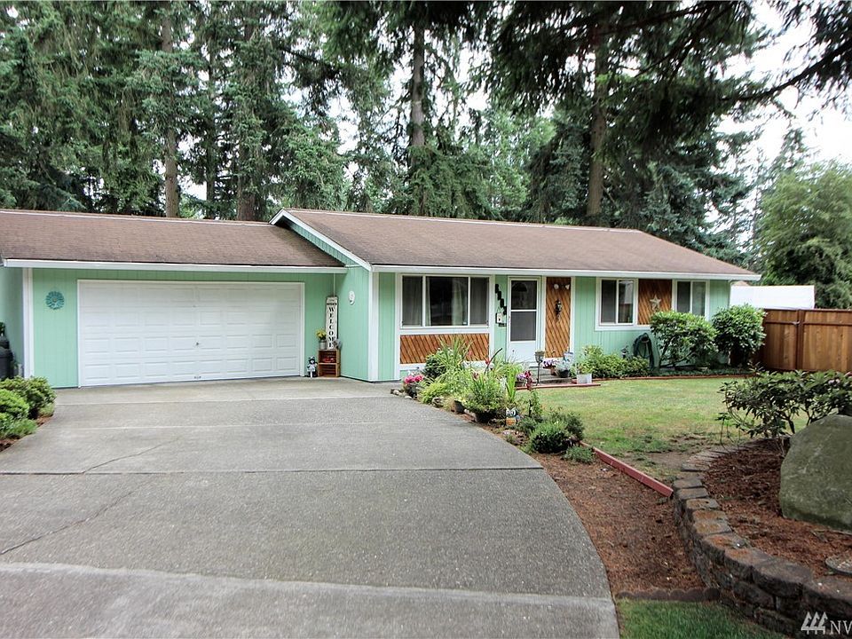 1st image of 8903 Quinault Dr NE