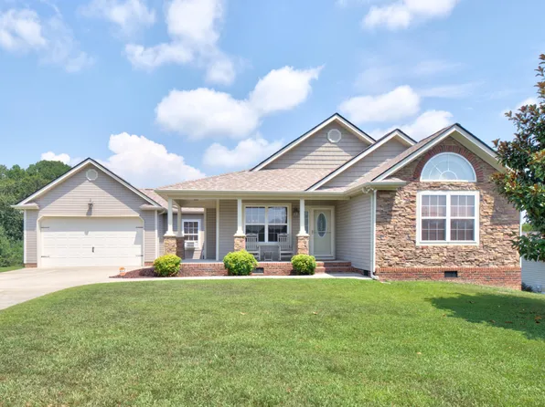 9802 Falcon Crest Dr, Ooltewah, TN 37363