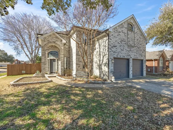 7921 Crystal Creek Cir, Fort Worth, TX 76137