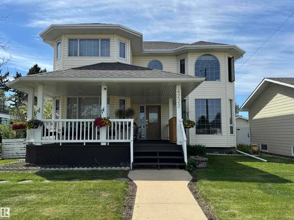 4222 49a St, Vegreville, AB T9C 1B6