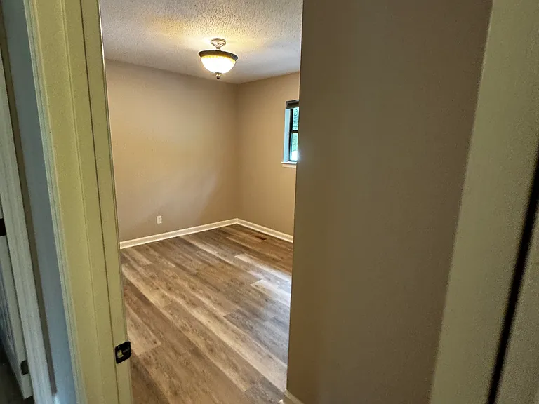 281 Montlake Rd — Photo 5