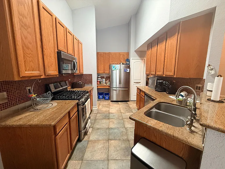 10372 Old Winston Ct — Photo 10
