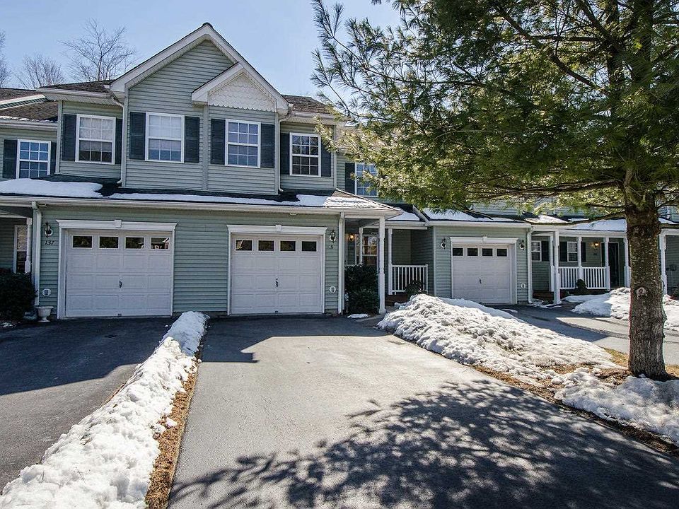 1st image of 139 Pinebrook Dr