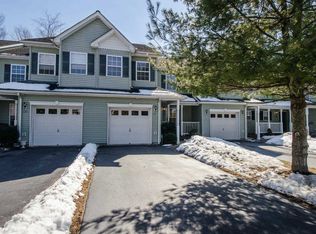 139 Pinebrook Dr, Hyde Park, NY 12538