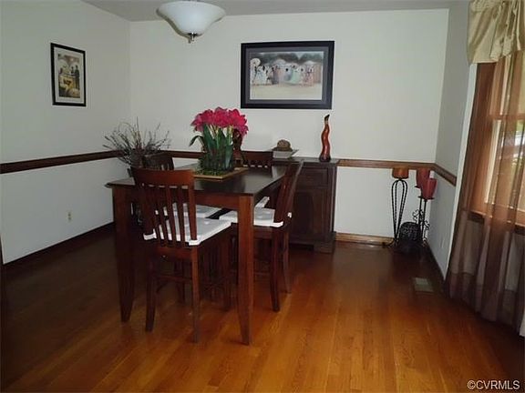 5th image of 4421 Burgess House Ln