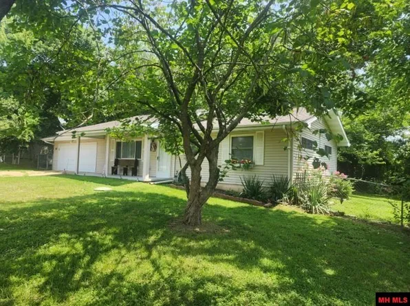 25 Su Ln, Mountain Home, AR 72653