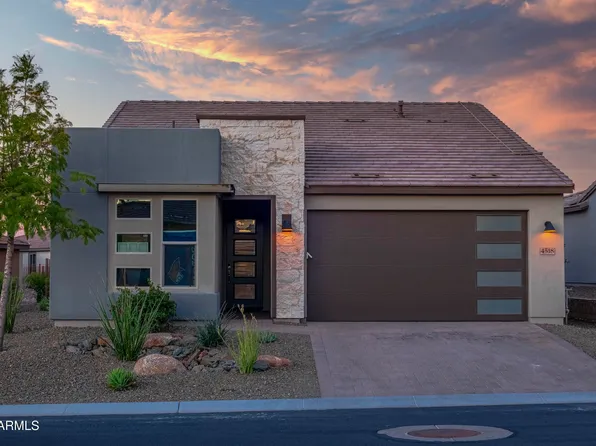 4518 CHARRO Court, Wickenburg, AZ 85390