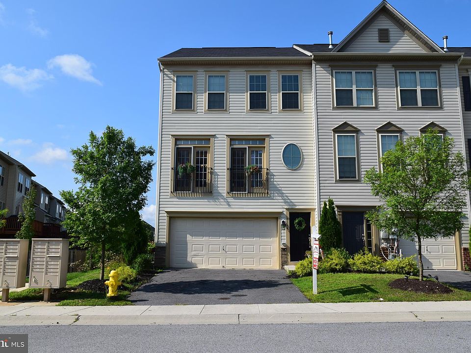 1st image of 1135 Carinoso Cir